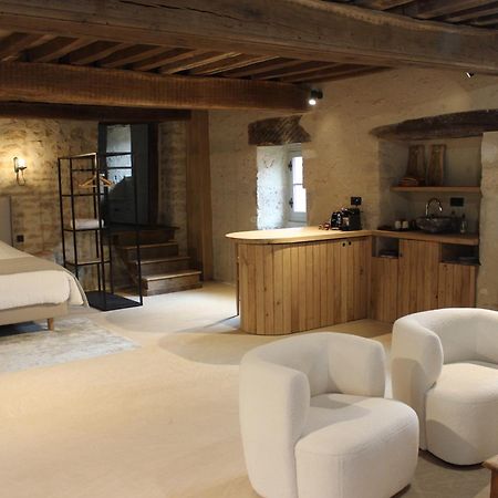 Chateauneuf Suites Eksteriør bilde