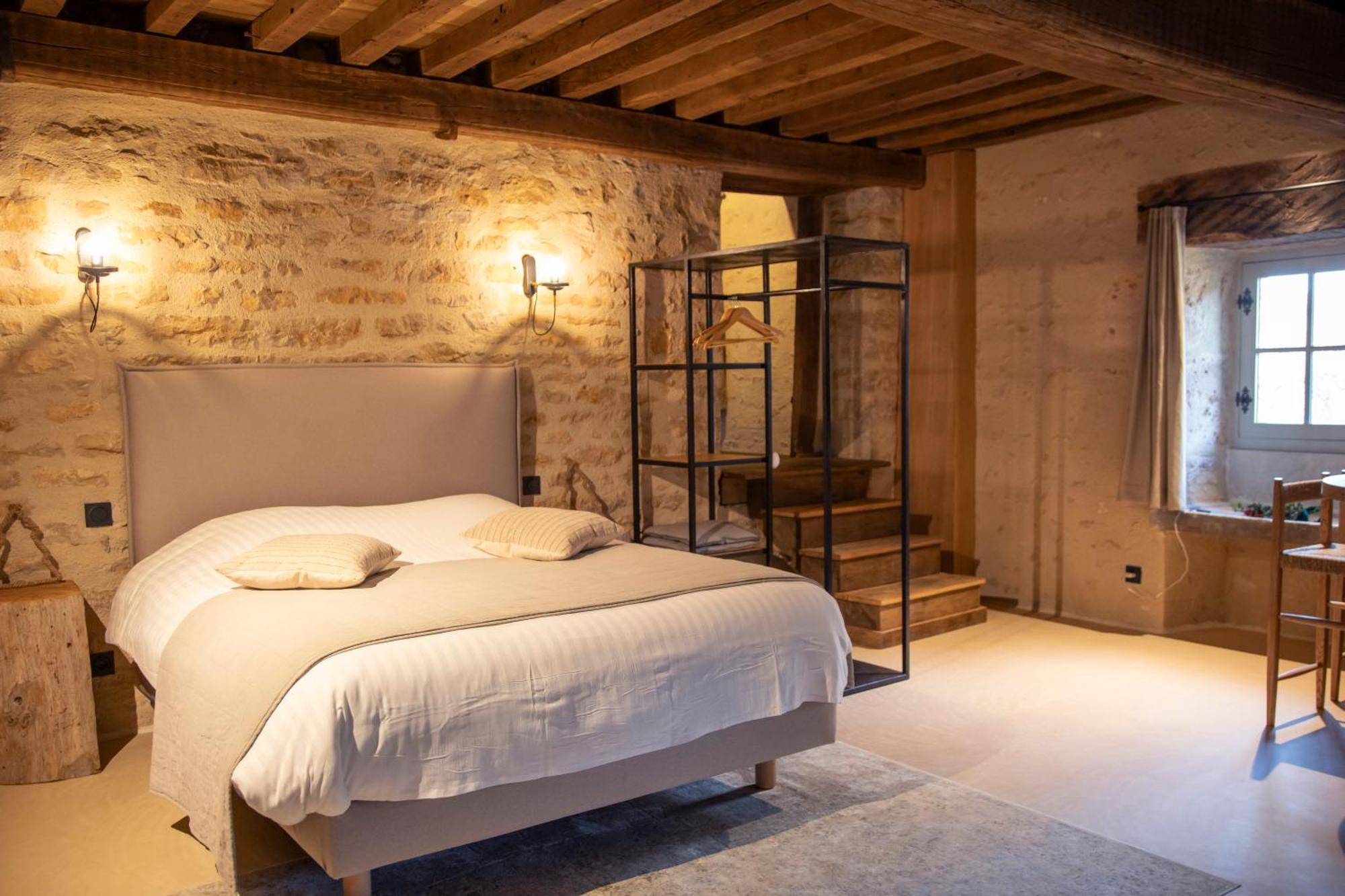 Chateauneuf Suites Eksteriør bilde
