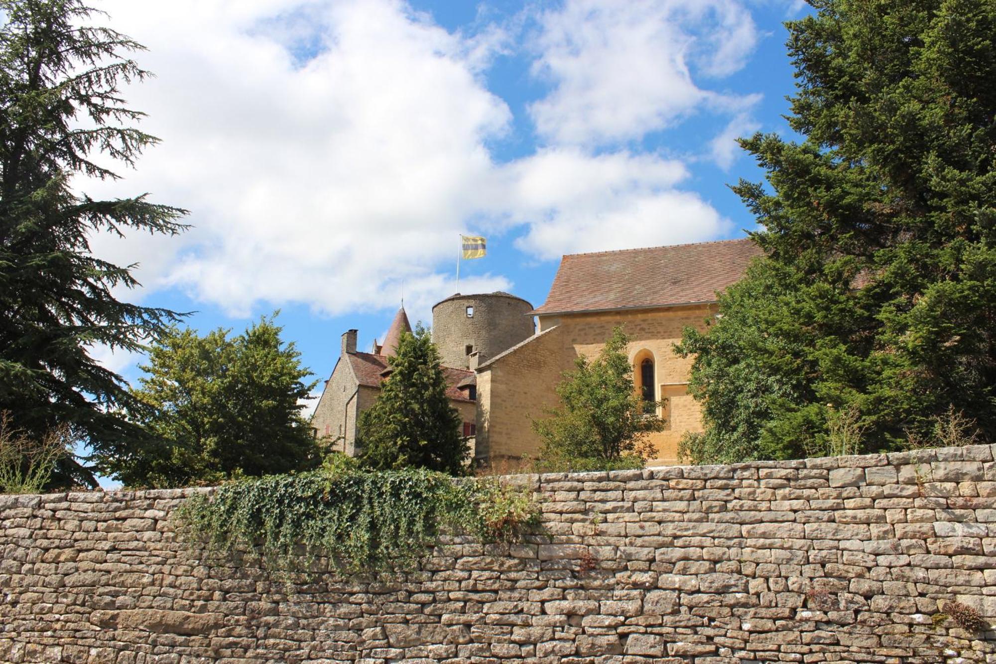 Chateauneuf Suites Eksteriør bilde